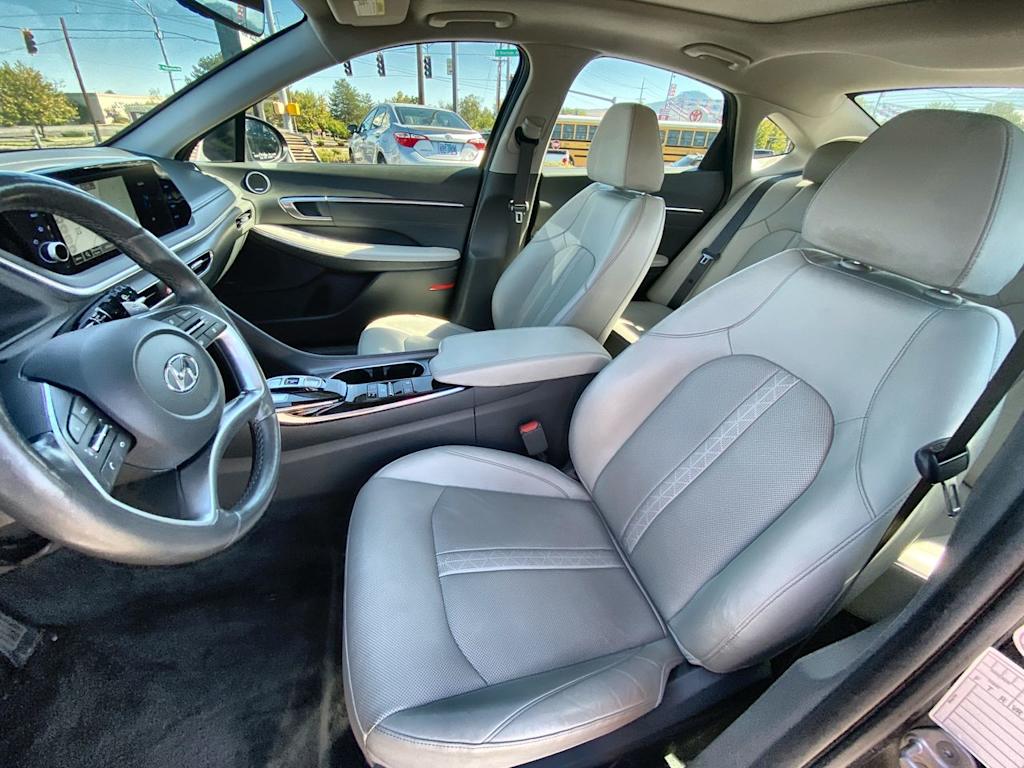 Thumbnail: 2023 Hyundai Sonata - 9