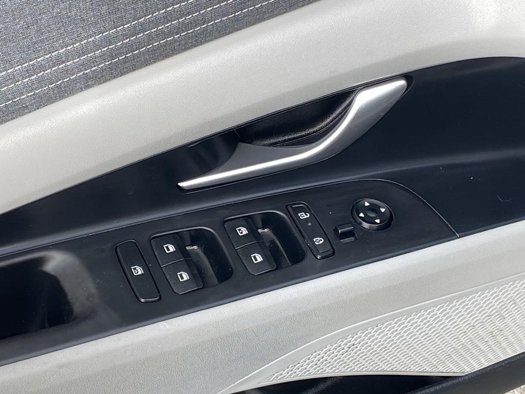 Thumbnail: 2024 Hyundai Elantra - 21