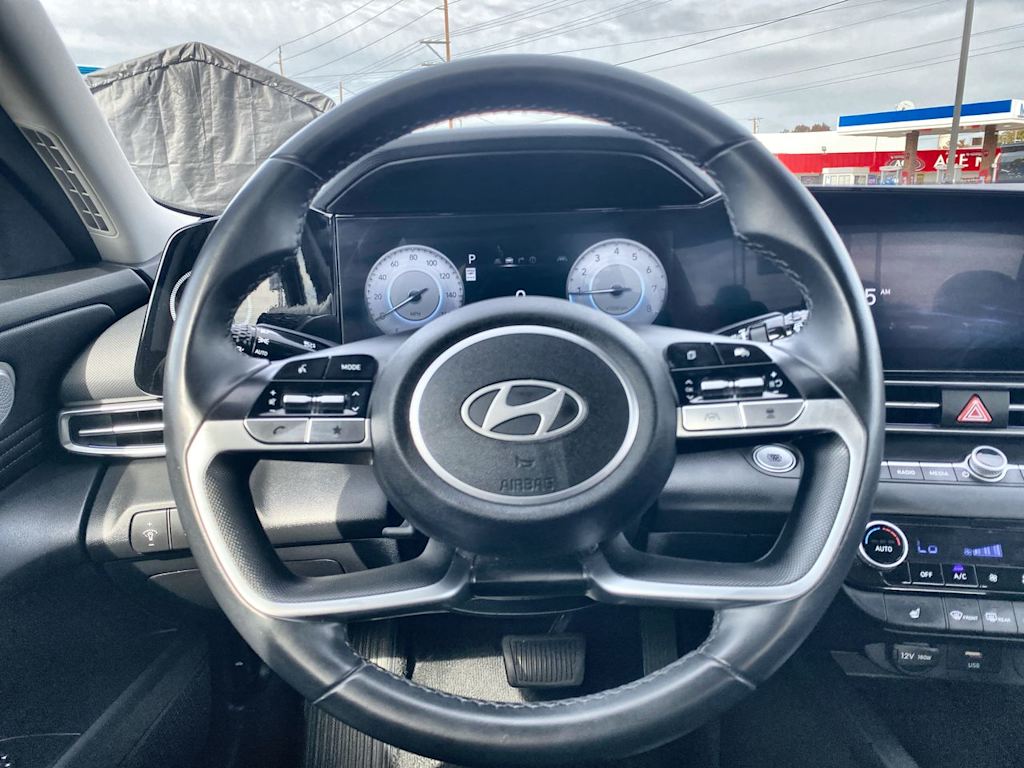 Thumbnail: 2024 Hyundai Elantra - 2