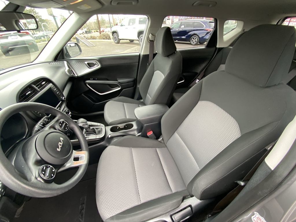 Thumbnail: 2024 Kia Soul - 7