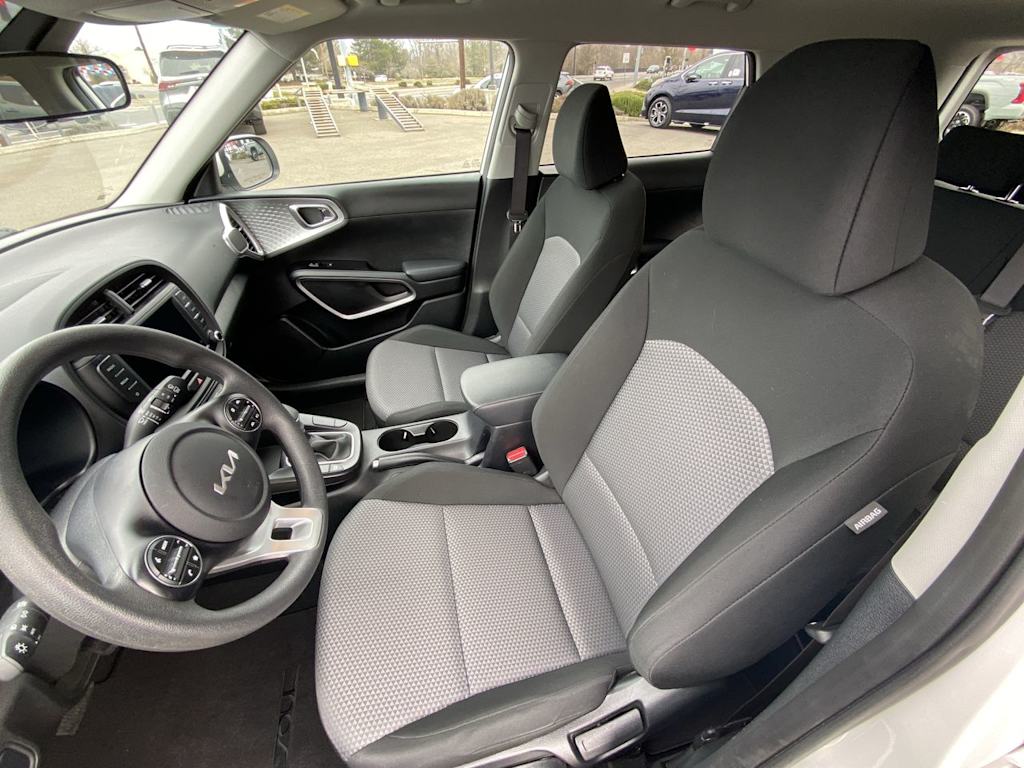 Thumbnail: 2024 Kia Soul - 8