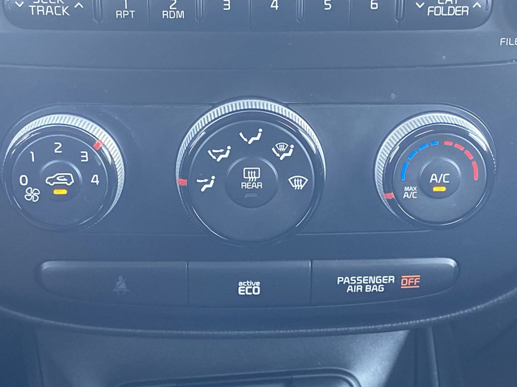 Thumbnail: 2015 Kia Soul - 22