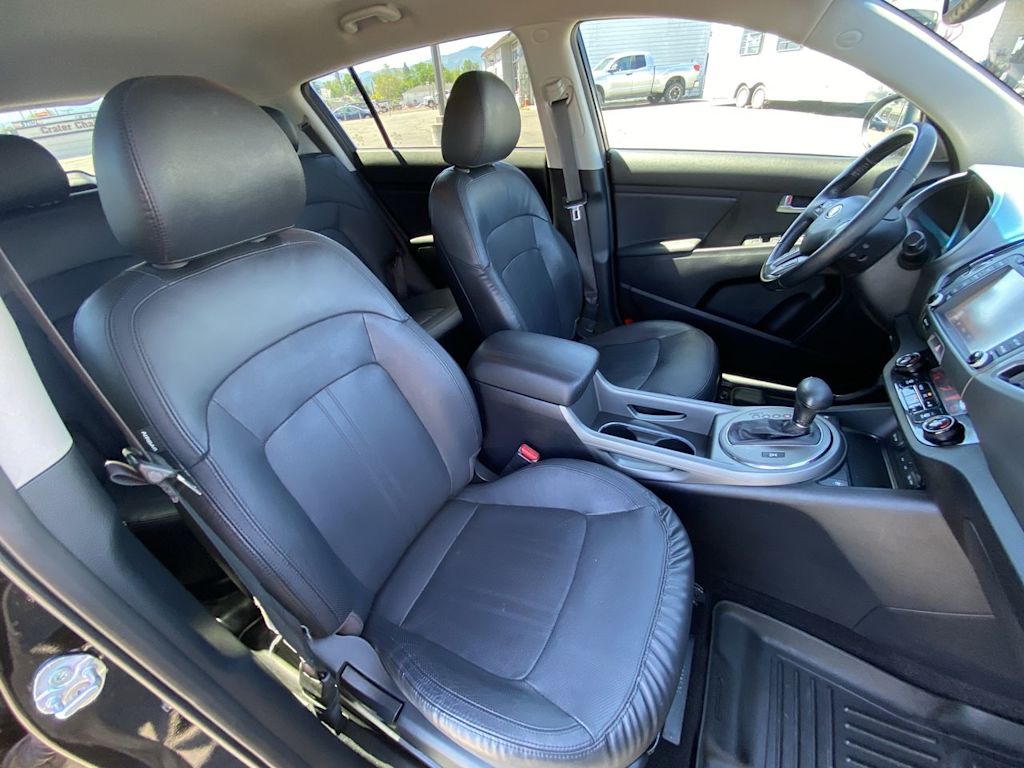 Thumbnail: 2014 Kia Sportage - 9