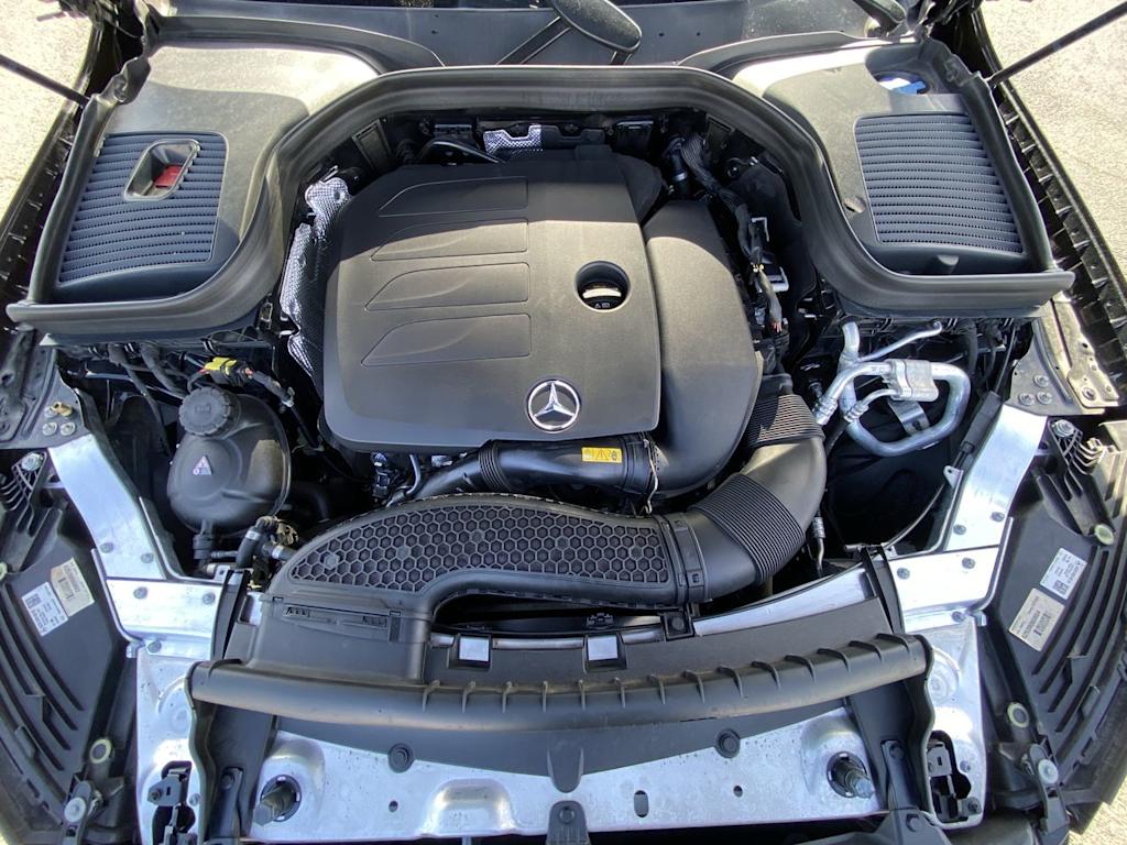 2022 Mercedes-Benz GLC 300 7