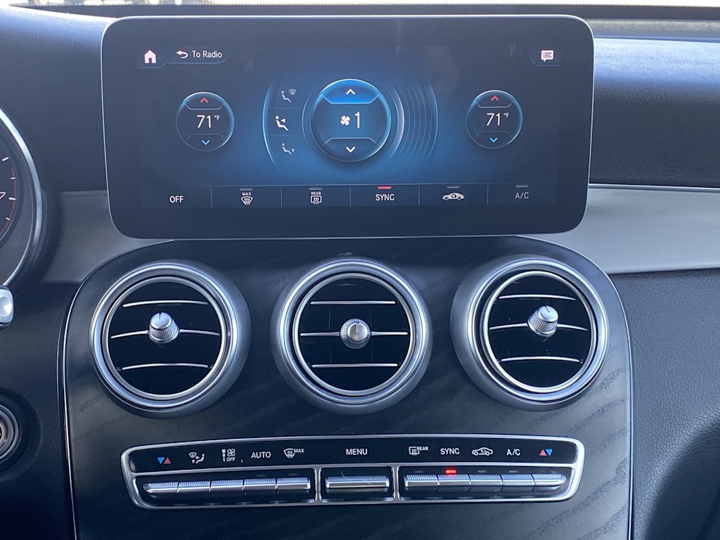 2022 Mercedes-Benz GLC 300 22