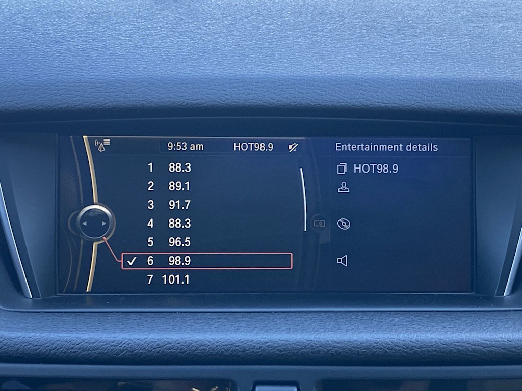 Thumbnail: 2015 BMW X1 - 10