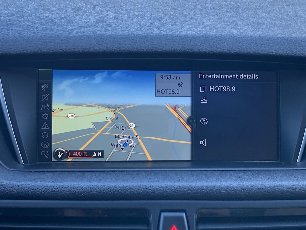 Thumbnail: 2015 BMW X1 - 23