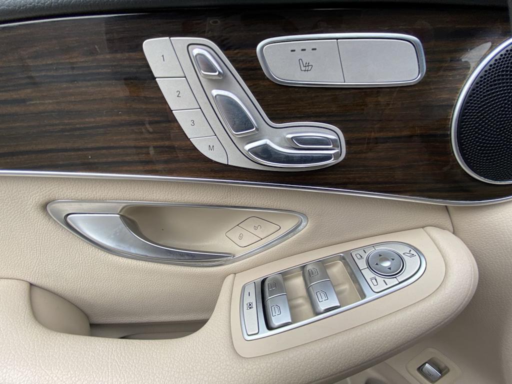 Thumbnail: 2017 Mercedes-Benz GLC - 20