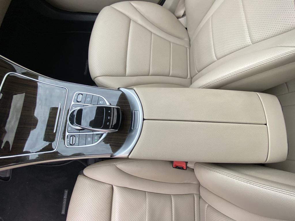 Thumbnail: 2017 Mercedes-Benz GLC - 11