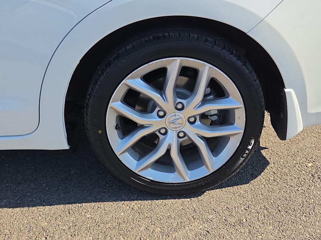 Thumbnail: 2019 Acura ILX - 7