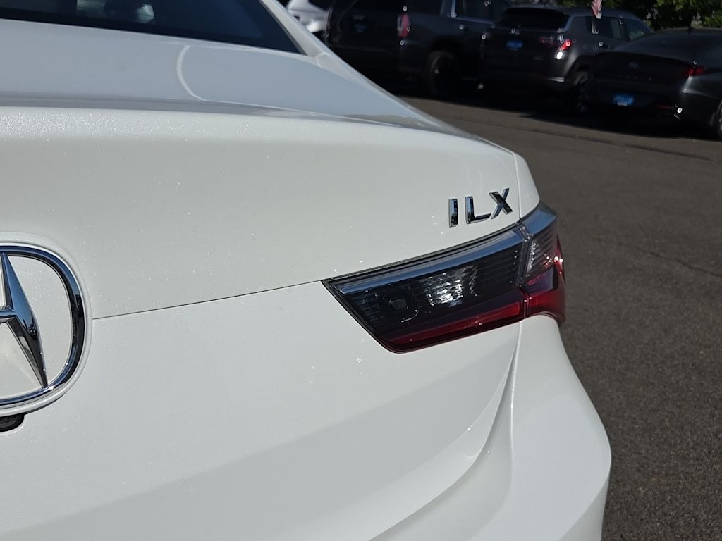 Thumbnail: 2019 Acura ILX - 27