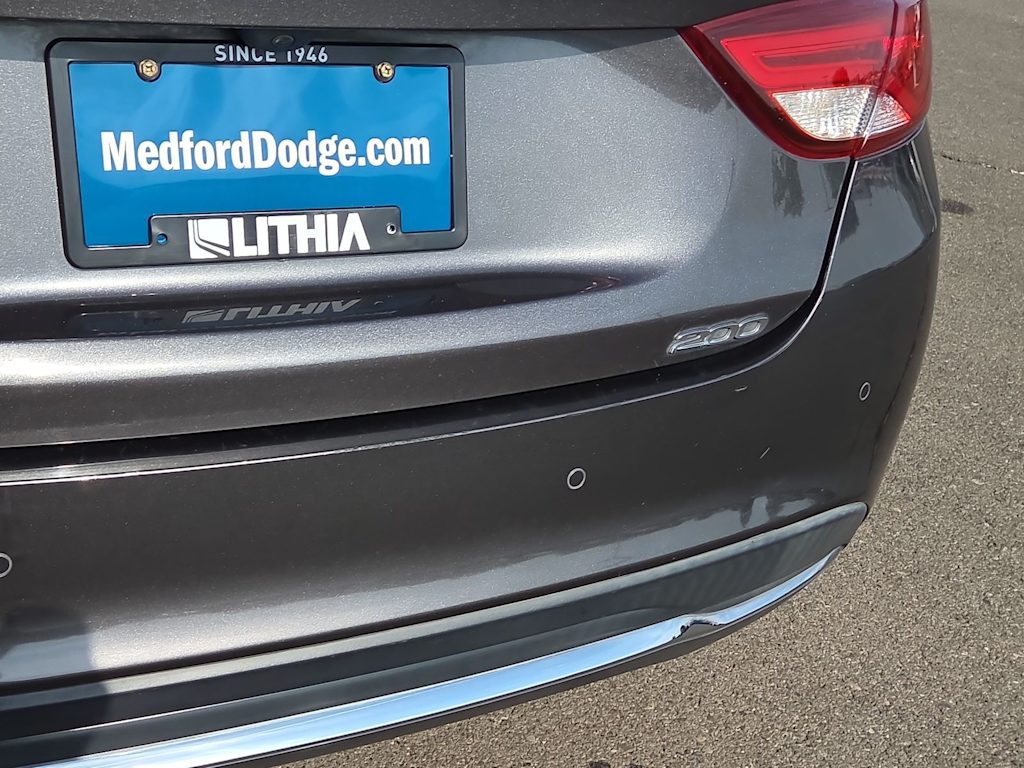Thumbnail: 2015 Chrysler 200 - 7