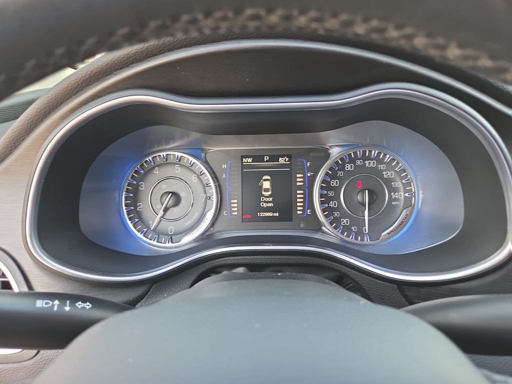 Thumbnail: 2015 Chrysler 200 - 15