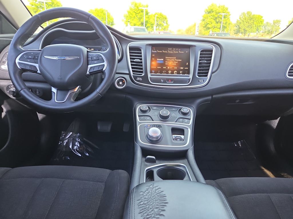 Thumbnail: 2015 Chrysler 200 - 10