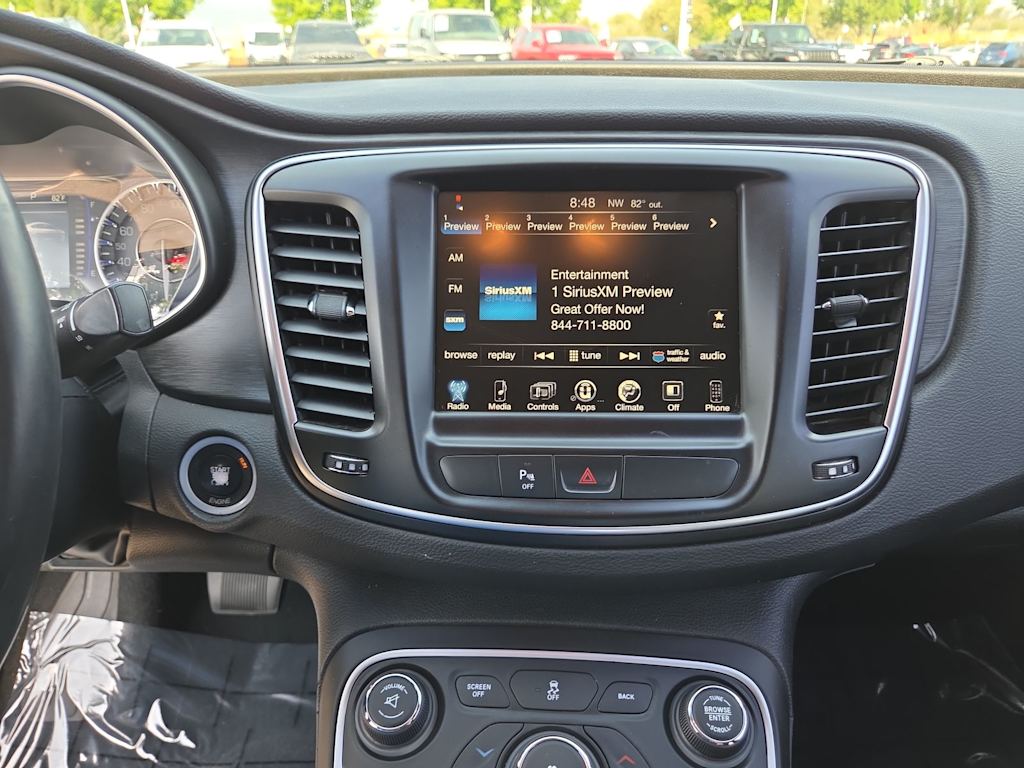 Thumbnail: 2015 Chrysler 200 - 14