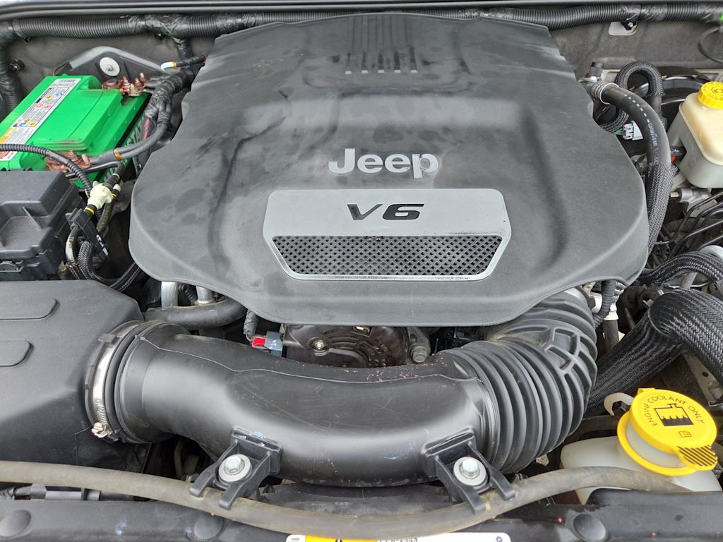 Thumbnail: 2014 Jeep Wrangler - 9