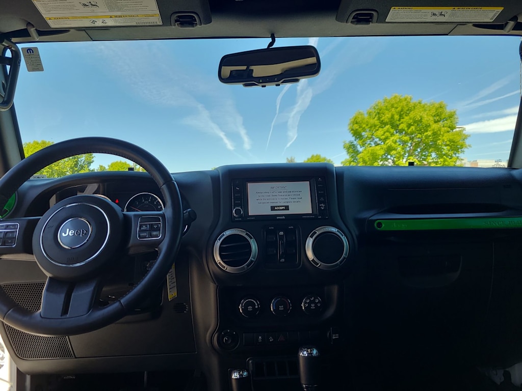 2017 Jeep Wrangler Unlimited Sport 2