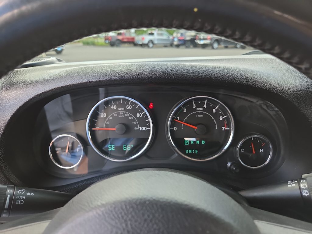 Thumbnail: 2016 Jeep Wrangler - 16