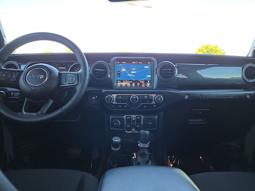 Thumbnail: 2022 Jeep Wrangler - 10