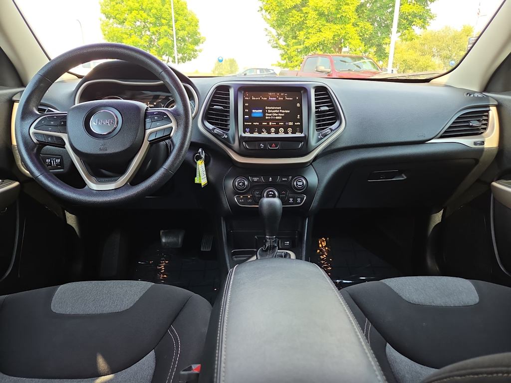 Thumbnail: 2018 Jeep Cherokee - 10