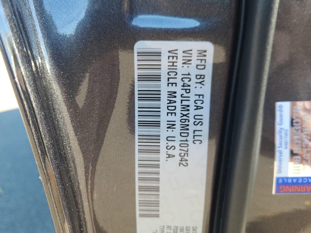 Thumbnail: 2021 Jeep Cherokee - 19