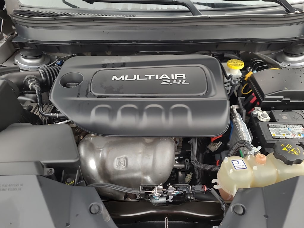 Thumbnail: 2019 Jeep Cherokee - 9