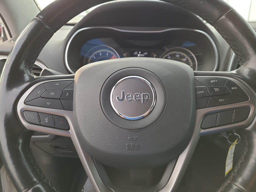 Thumbnail: 2020 Jeep Cherokee - 29