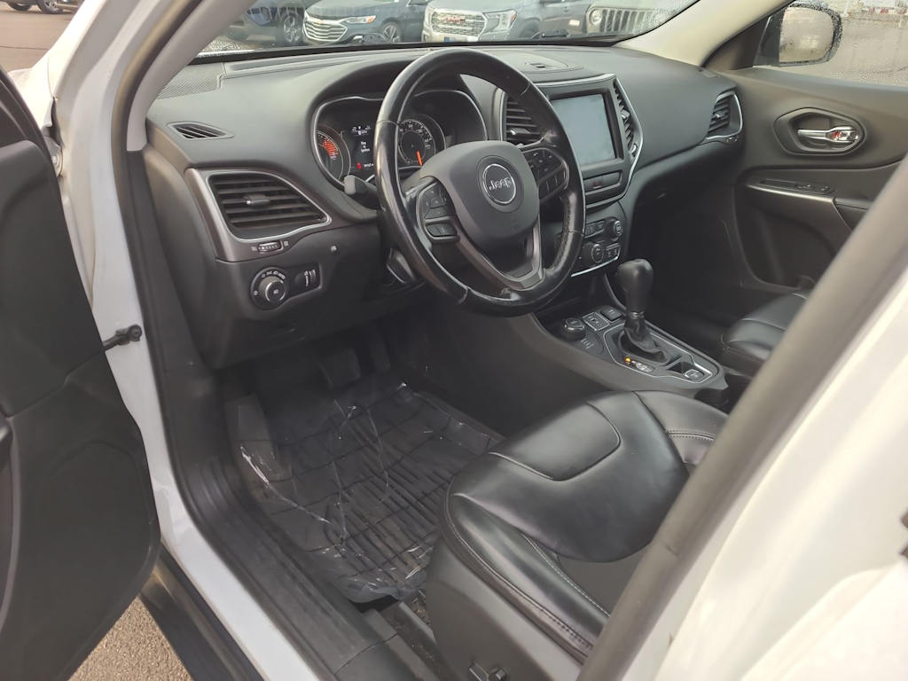 Thumbnail: 2020 Jeep Cherokee - 2