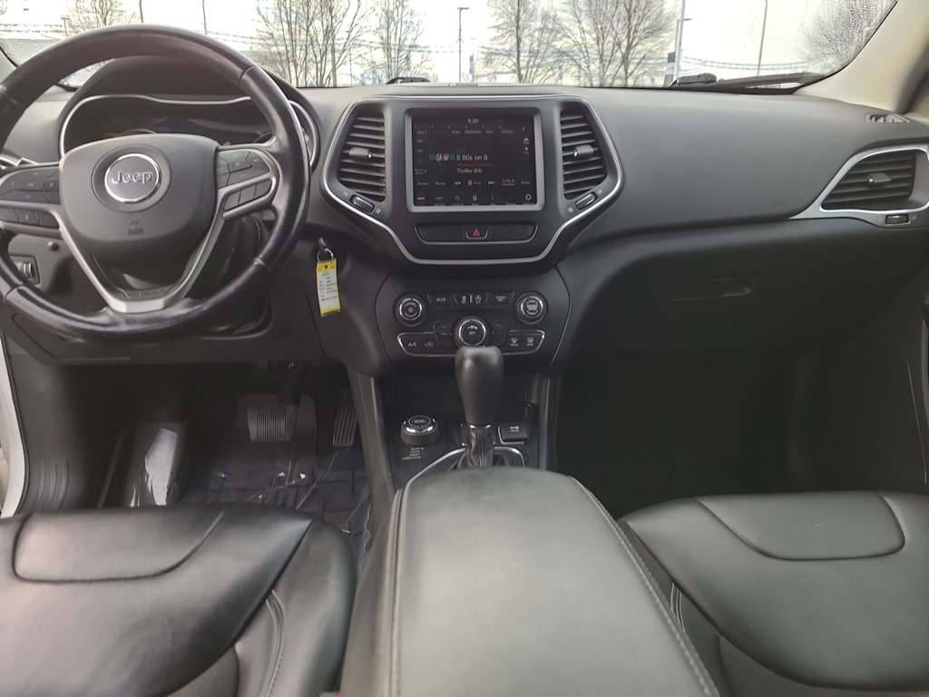 Thumbnail: 2020 Jeep Cherokee - 10