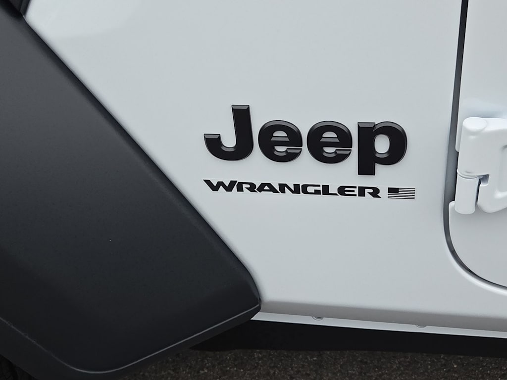 Thumbnail: 2026 Jeep Wrangler - 7