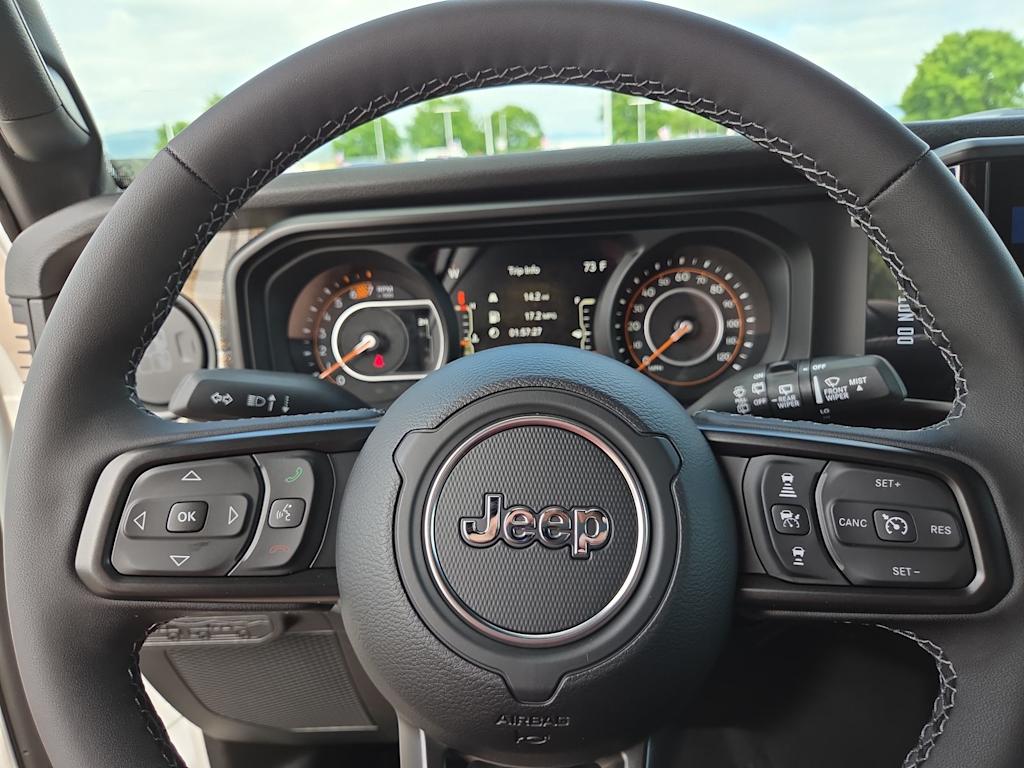 Thumbnail: 2026 Jeep Wrangler - 13