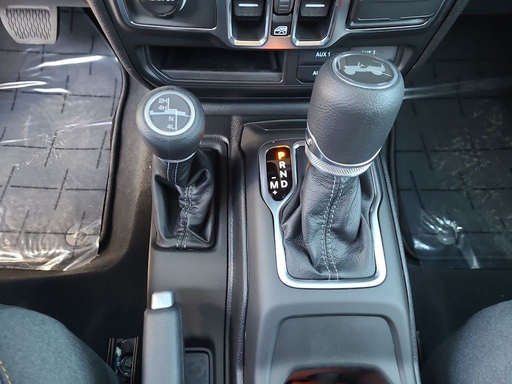 Thumbnail: 2026 Jeep Wrangler - 14