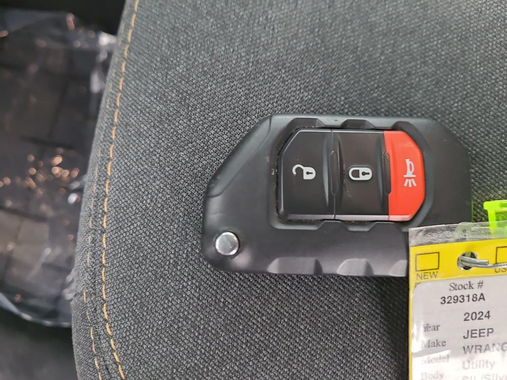 Thumbnail: 2024 Jeep Wrangler - 18