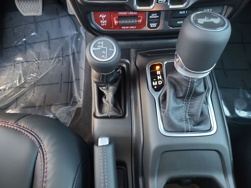 Thumbnail: 2026 Jeep Wrangler - 14