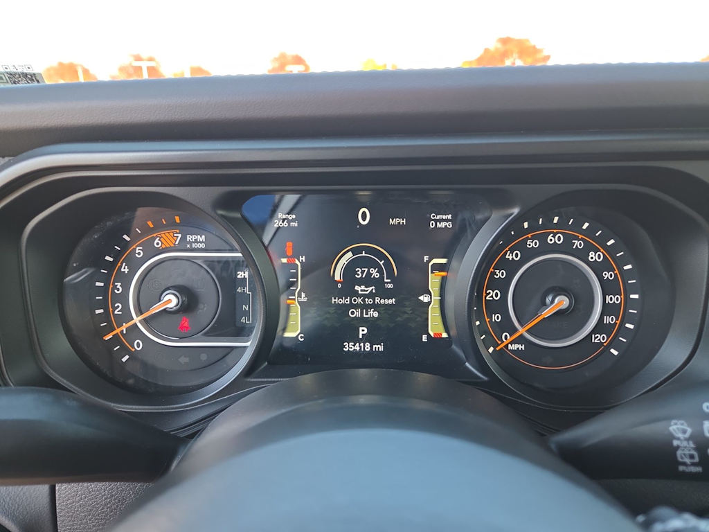 Thumbnail: 2025 Jeep Wrangler - 17