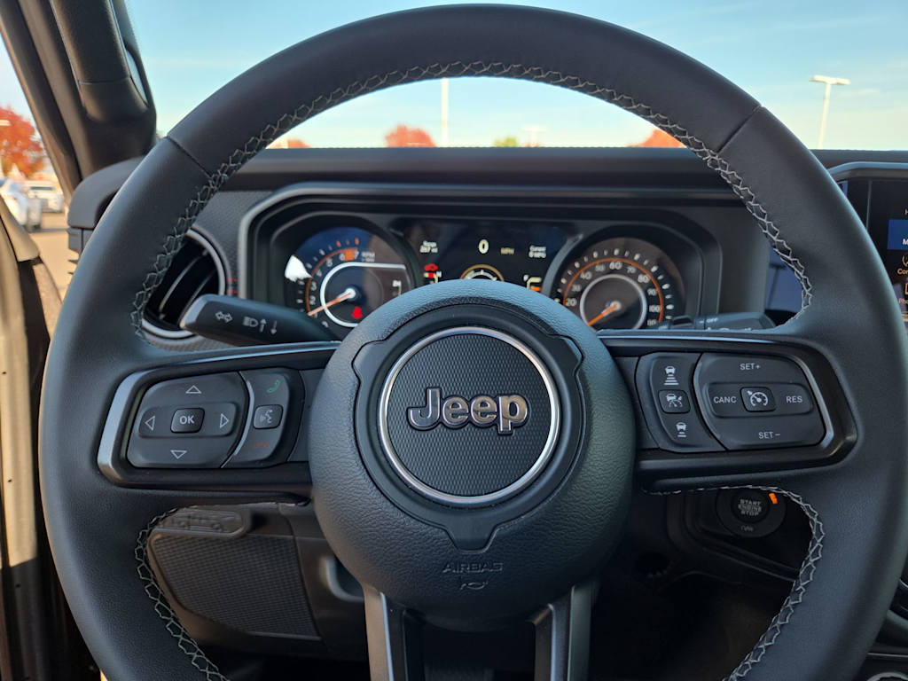 Thumbnail: 2025 Jeep Wrangler - 14