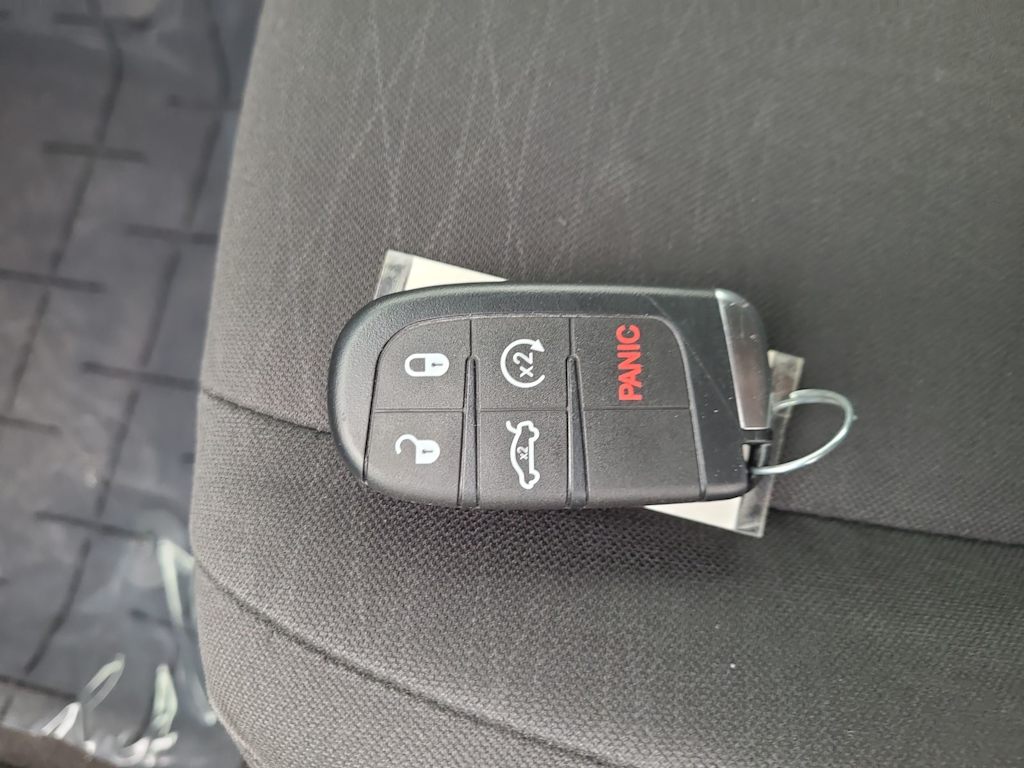 Thumbnail: 2018 Dodge Durango - 18