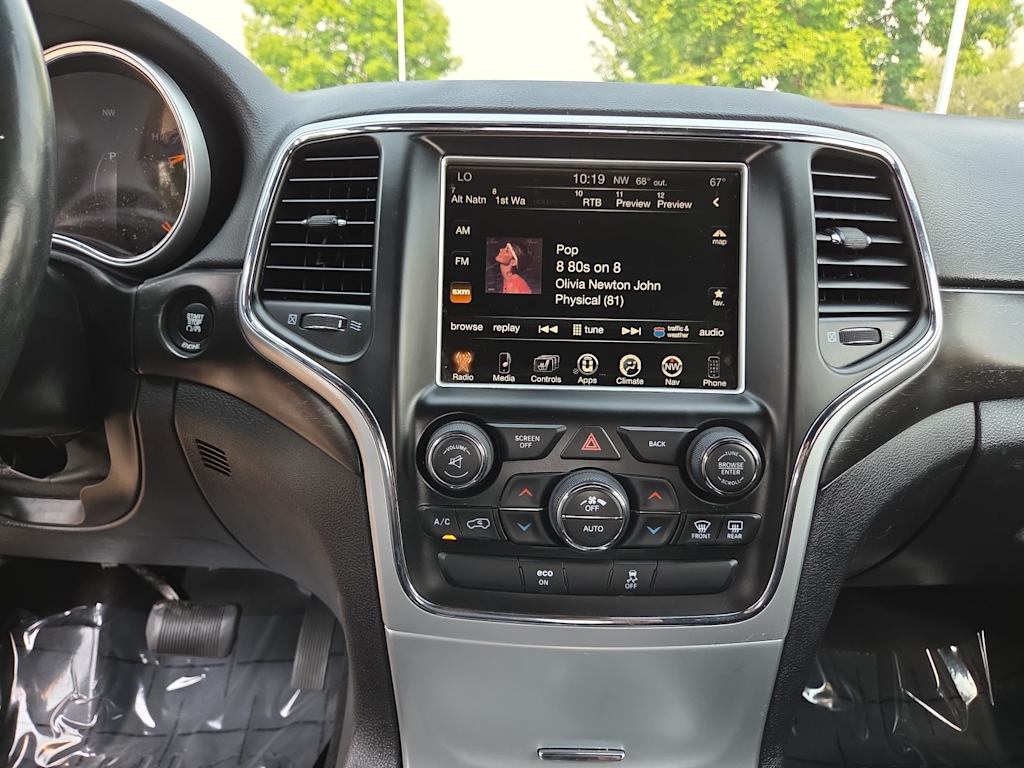 Thumbnail: 2015 Jeep Grand Cherokee - 15