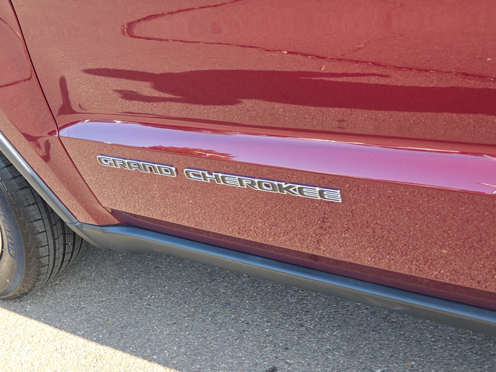 Thumbnail: 2020 Jeep Grand Cherokee - 28