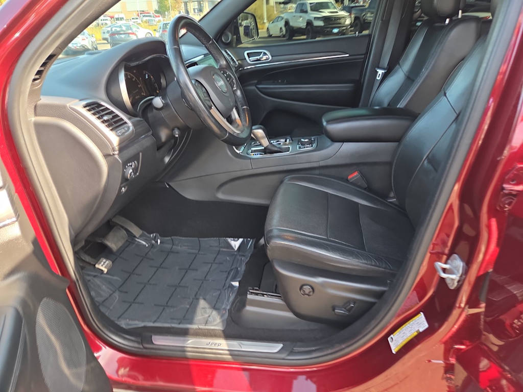 Thumbnail: 2020 Jeep Grand Cherokee - 10