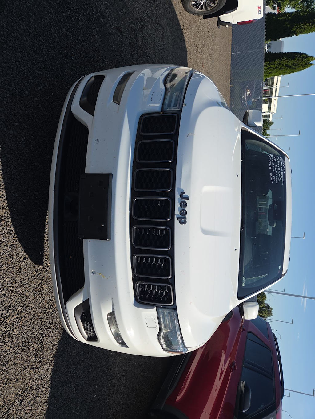 Thumbnail: 2018 Jeep Grand Cherokee - 20