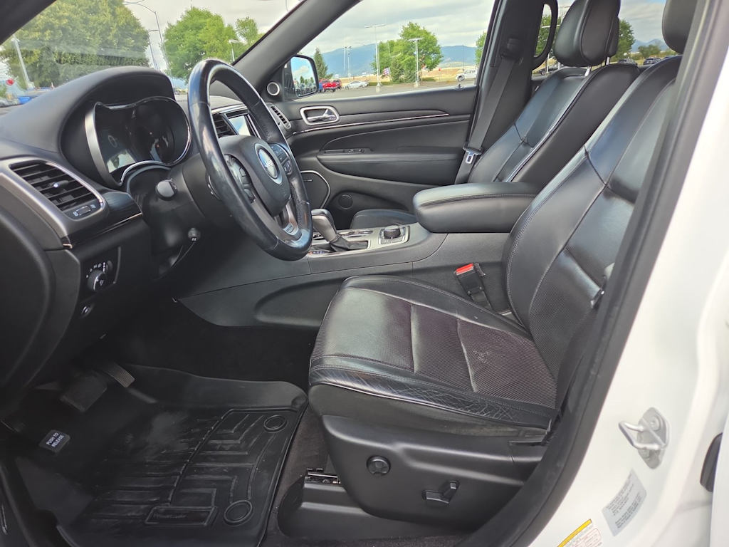 Thumbnail: 2018 Jeep Grand Cherokee - 11