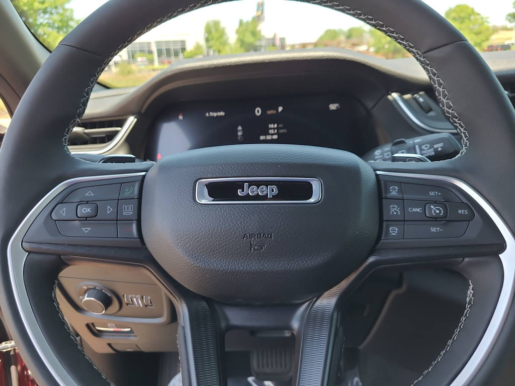 Thumbnail: 2025 Jeep Grand Cherokee - 27