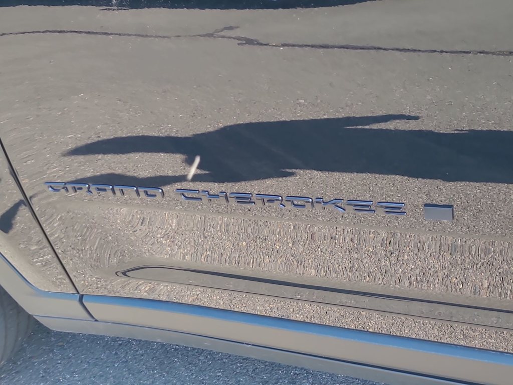 2024 Jeep Grand Cherokee Laredo 7