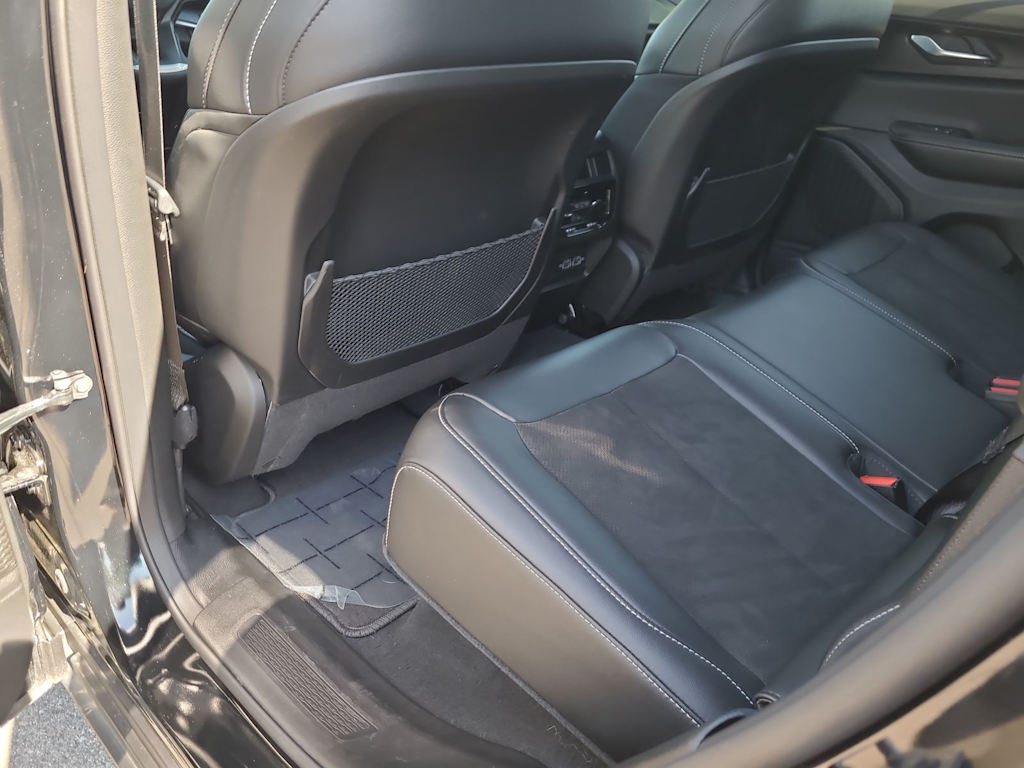 2024 Jeep Grand Cherokee Laredo 13