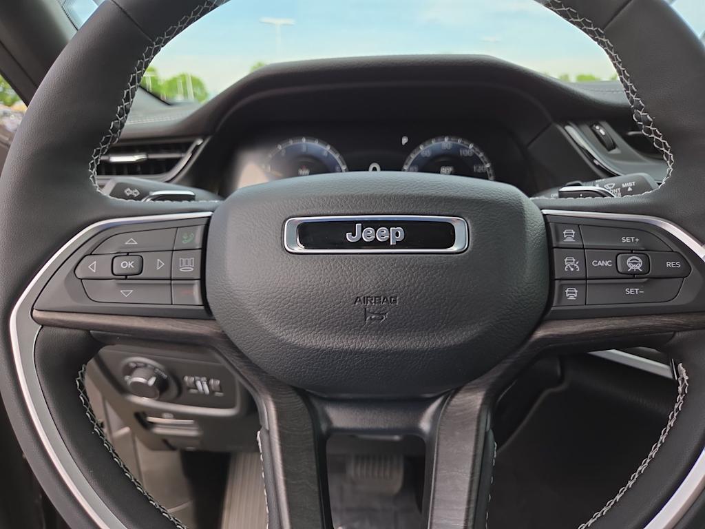 Thumbnail: 2026 Jeep Grand Cherokee - 28