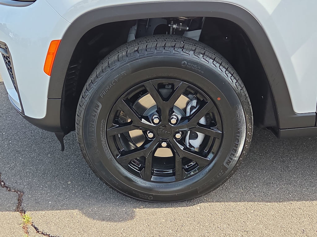 Thumbnail: 2026 Jeep Grand Cherokee - 8