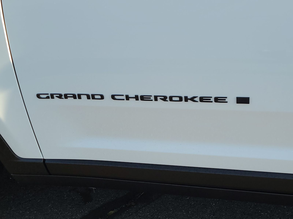 Thumbnail: 2026 Jeep Grand Cherokee - 7