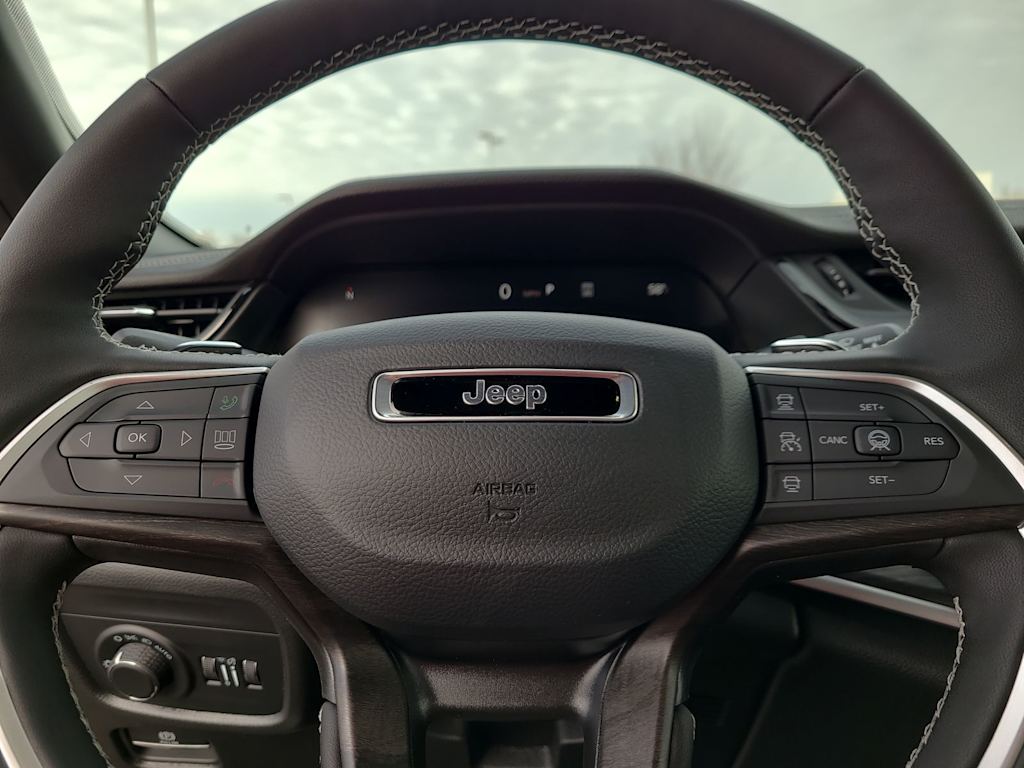 Thumbnail: 2026 Jeep Grand Cherokee - 28