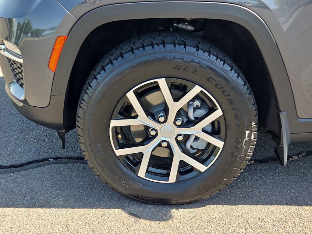 Thumbnail: 2025 Jeep Grand Cherokee - 8